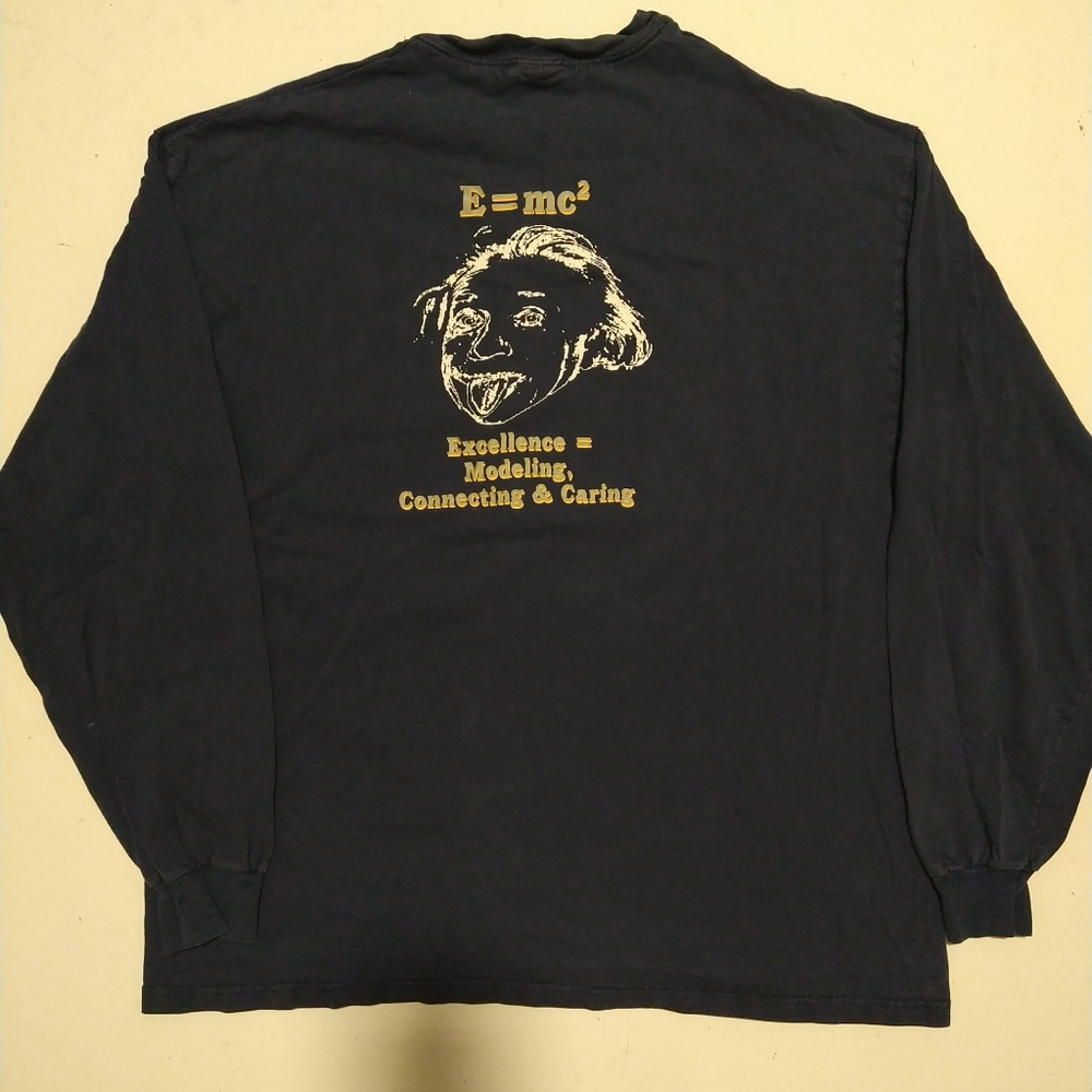 Albert Einstein E=Mc² Pacific Lutheran University t-shirt long sleeve Hanes XL m